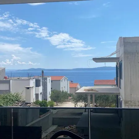 Summer Breeze Okrug Gornji