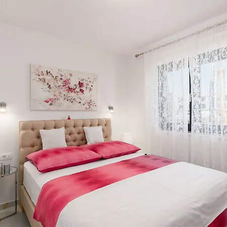 Summer Breeze Okrug Gornji Traù