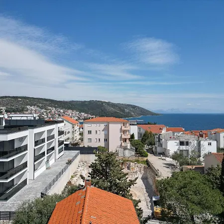Summer Breeze Okrug Gornji Trogir